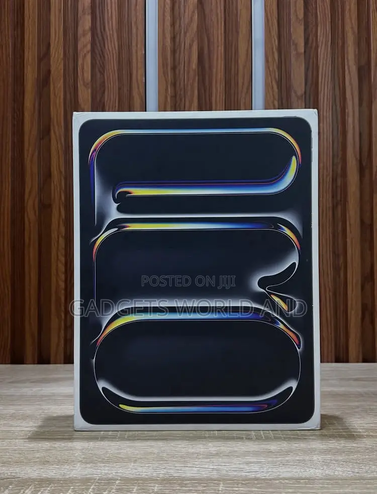 New Apple iPad Pro 13 (2025) 256 GB Black