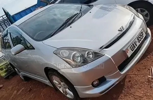 Toyota Wish 2005 Silver