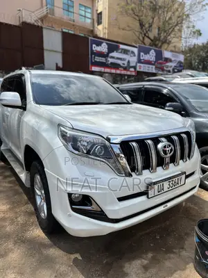 Toyota Land Cruiser Prado 2016 White