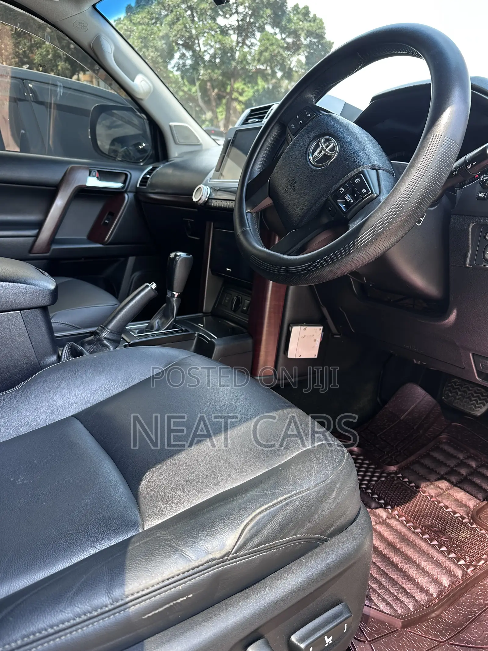 Toyota Land Cruiser Prado 2016 White