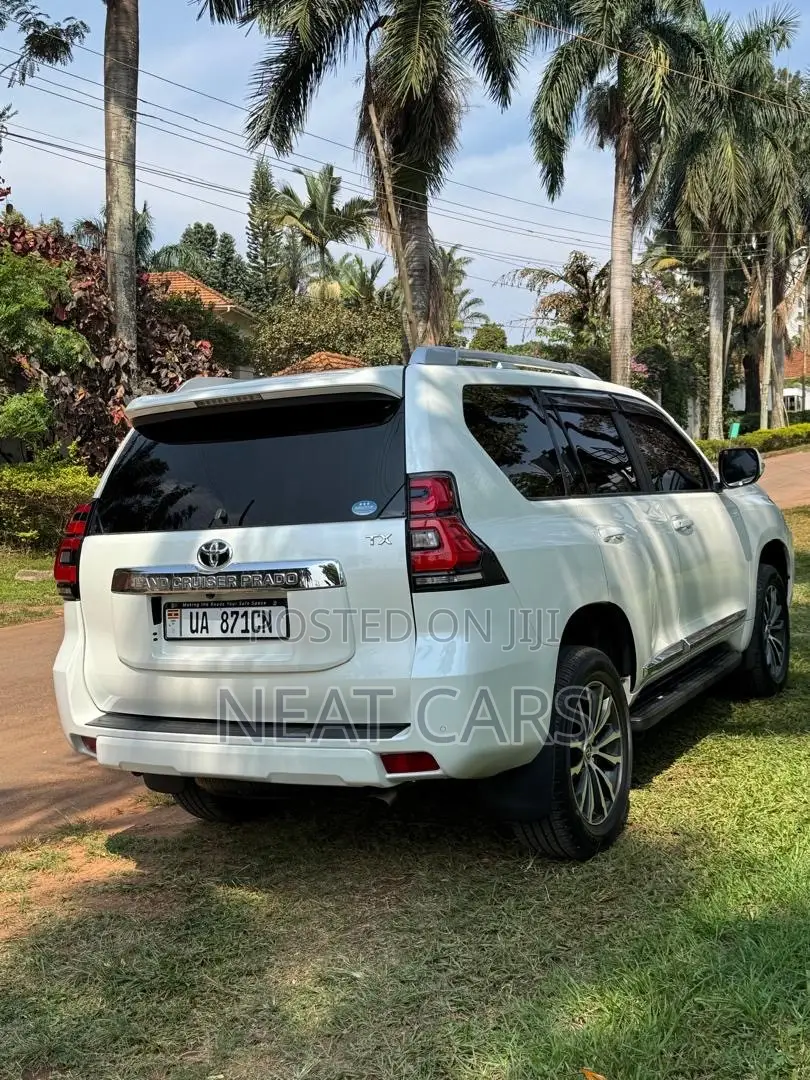 Toyota Land Cruiser Prado 2018 Pearl