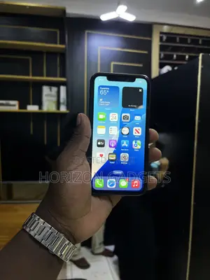 Apple iPhone XR 64 GB Black