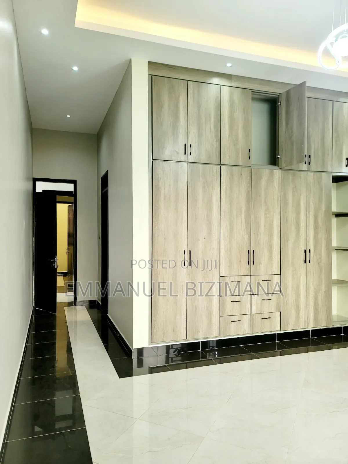 Furnished 3bdrm House in Bwebajja, Central Division for sale