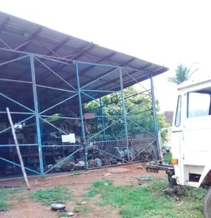 Commercial Property For Rent Garage Or Storage Space / Workshop Etc