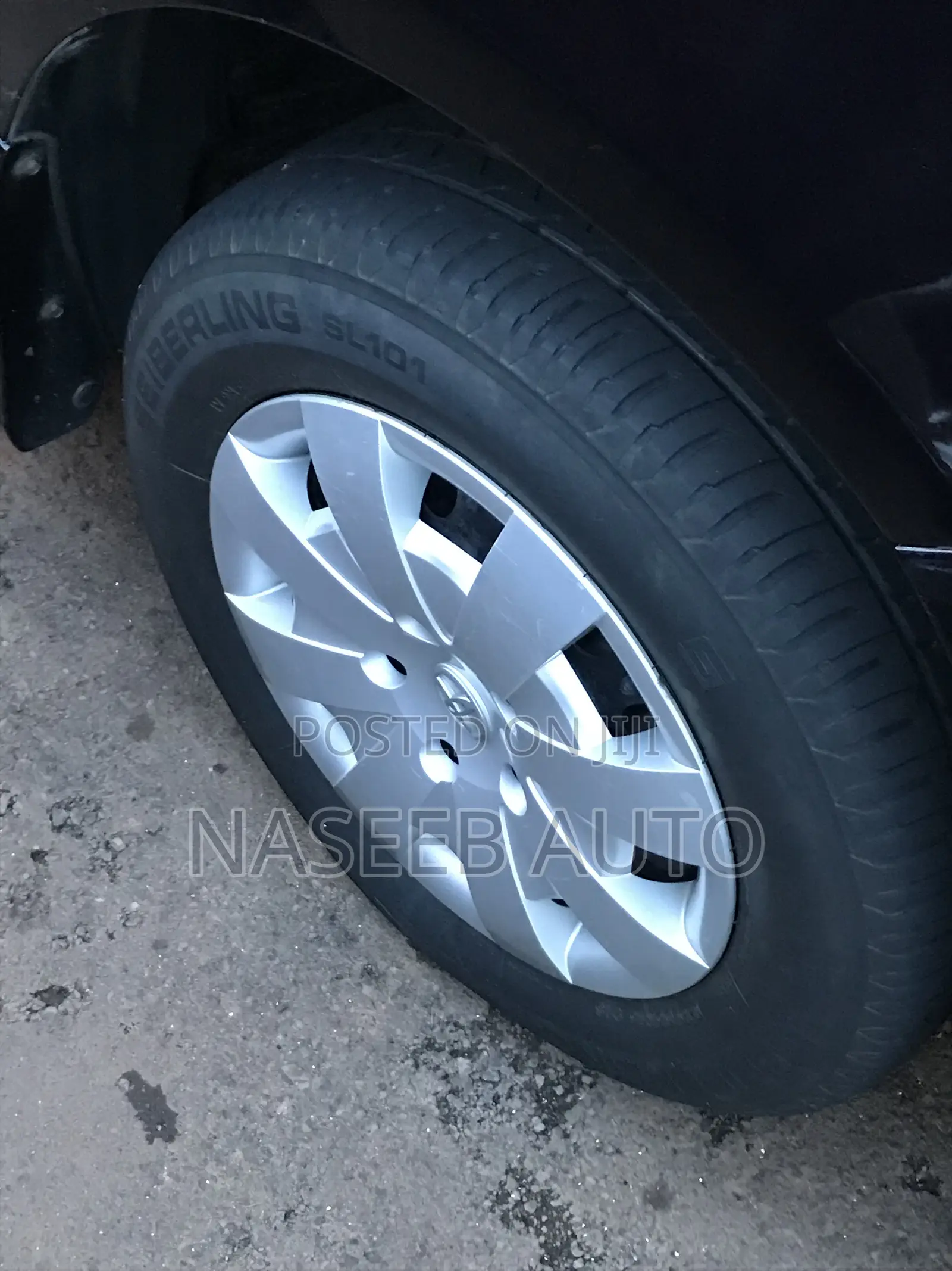 Toyota Noah 2011 Black