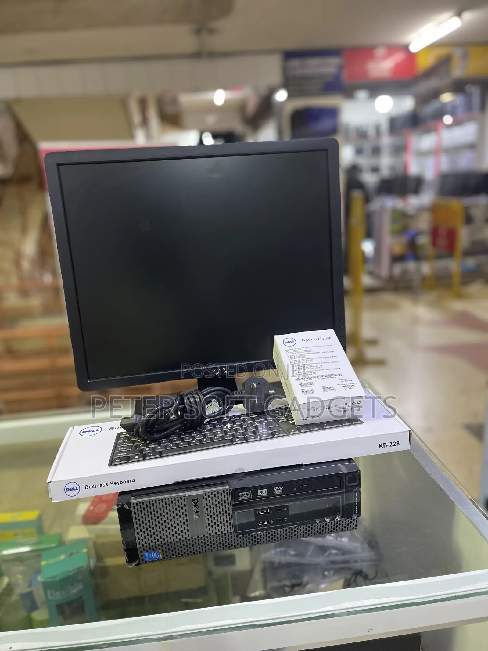 Desktop Computer Dell OptiPlex 3020 4GB Intel Core i5 HDD 500GB