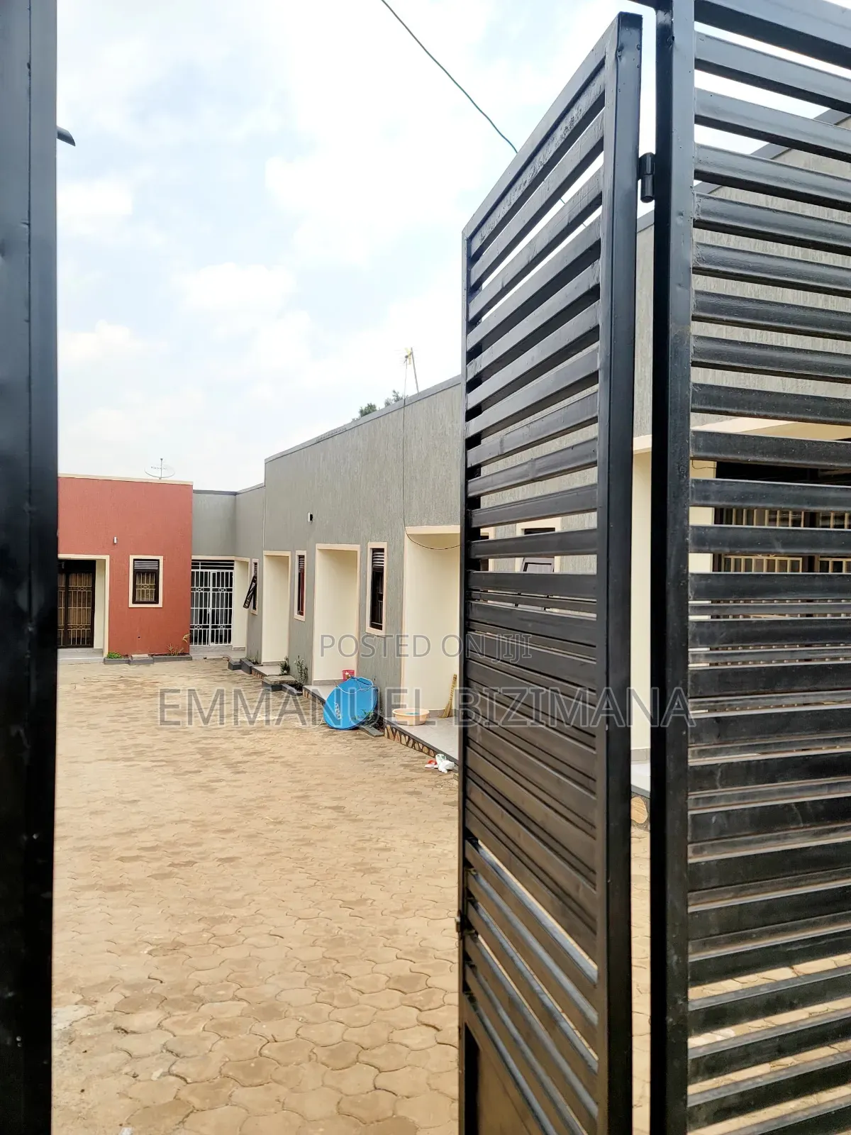 Furnished 1bdrm Room & Parlour in Seguku, Central Division for sale