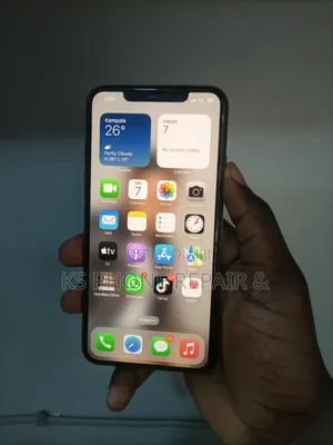 Apple iPhone 11 64 GB Red