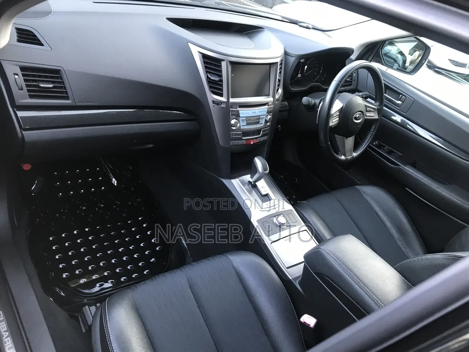 Subaru Legacy 2011 Black
