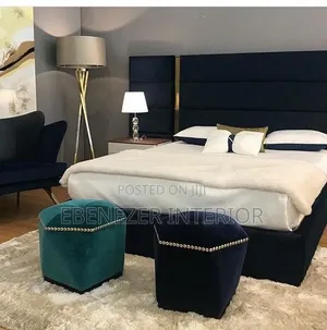 Freya Mugi. Ebenezar Tufted Beds