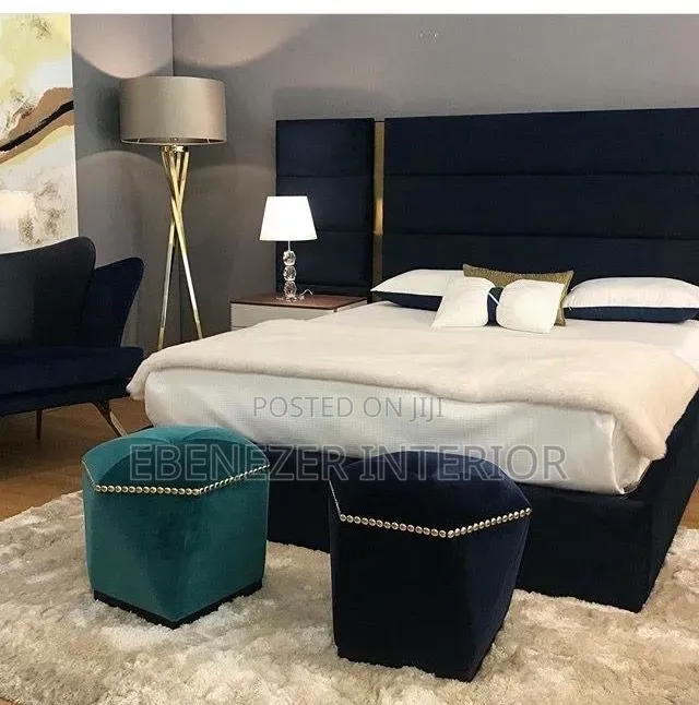 Freya Mugi. Ebenezar Tufted Beds