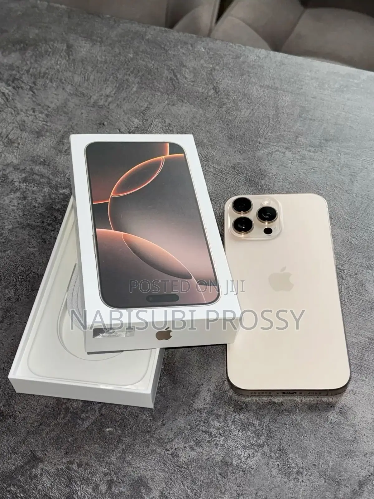 Apple iPhone 16 Pro Max 256 GB Gold