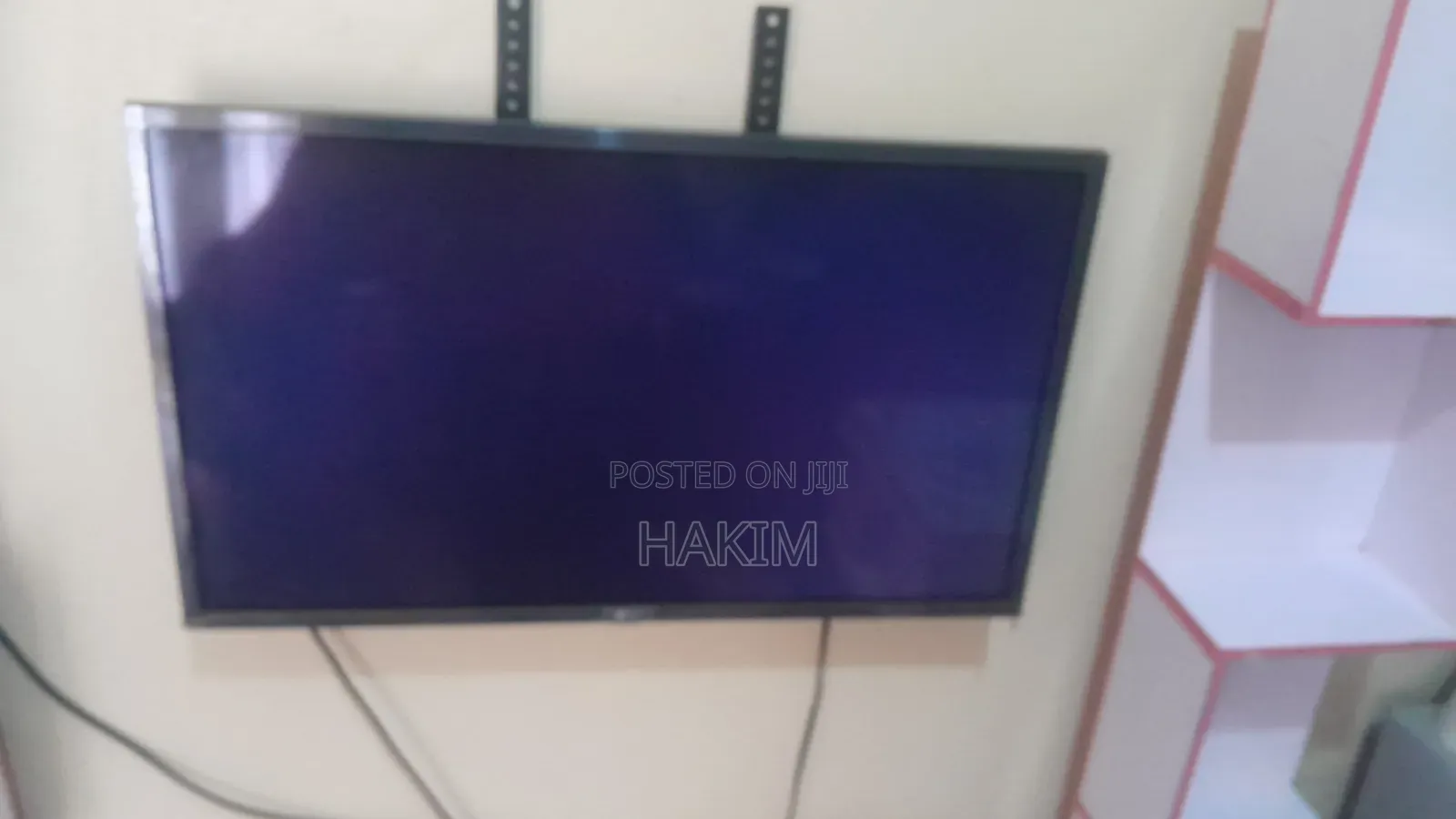 32 Inch LG Digital TV With Miracast