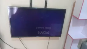 32 Inch LG Digital TV With Miracast