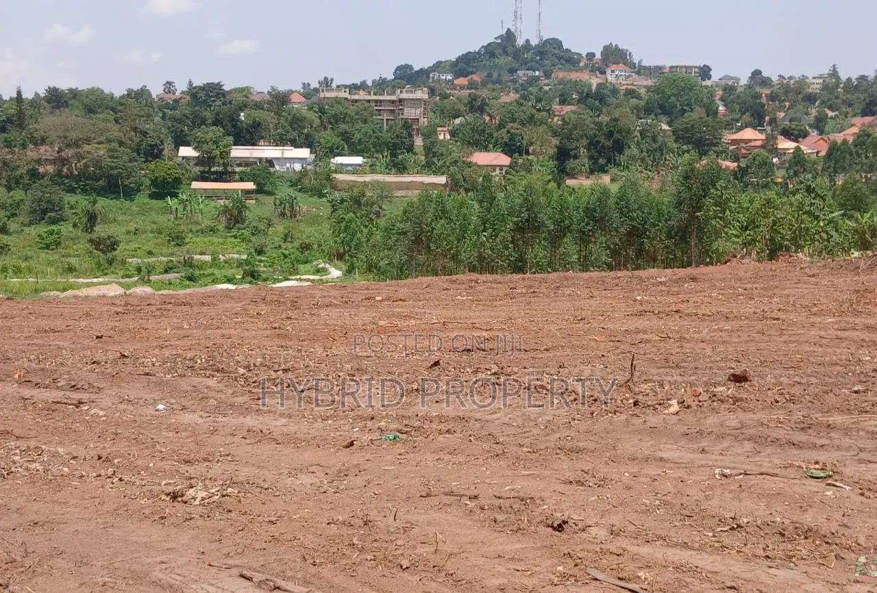 Prime Plots for Sale at Namusera~Wakiso Diplomatic Estate~Hoima Road.