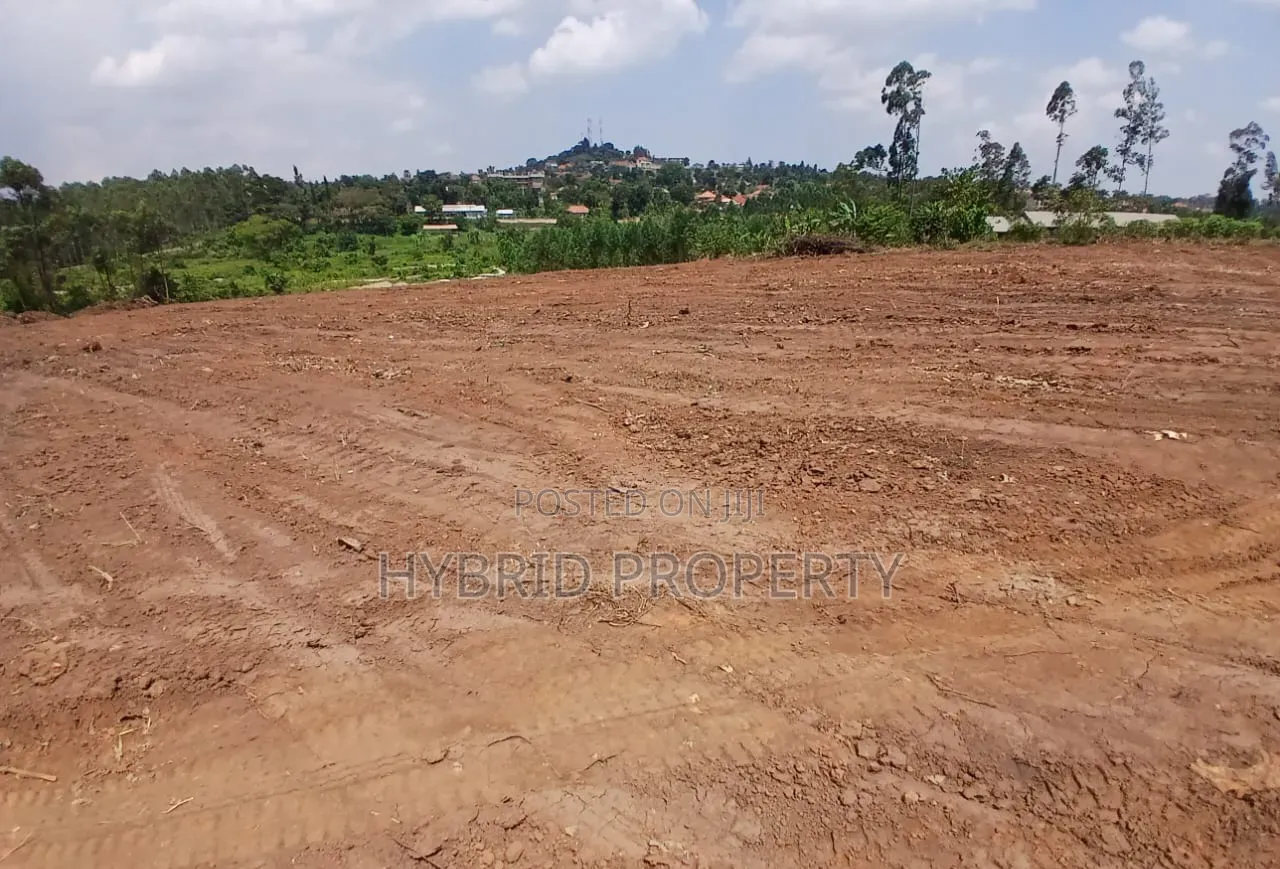 Prime Plots for Sale at Namusera~Wakiso Diplomatic Estate~Hoima Road.