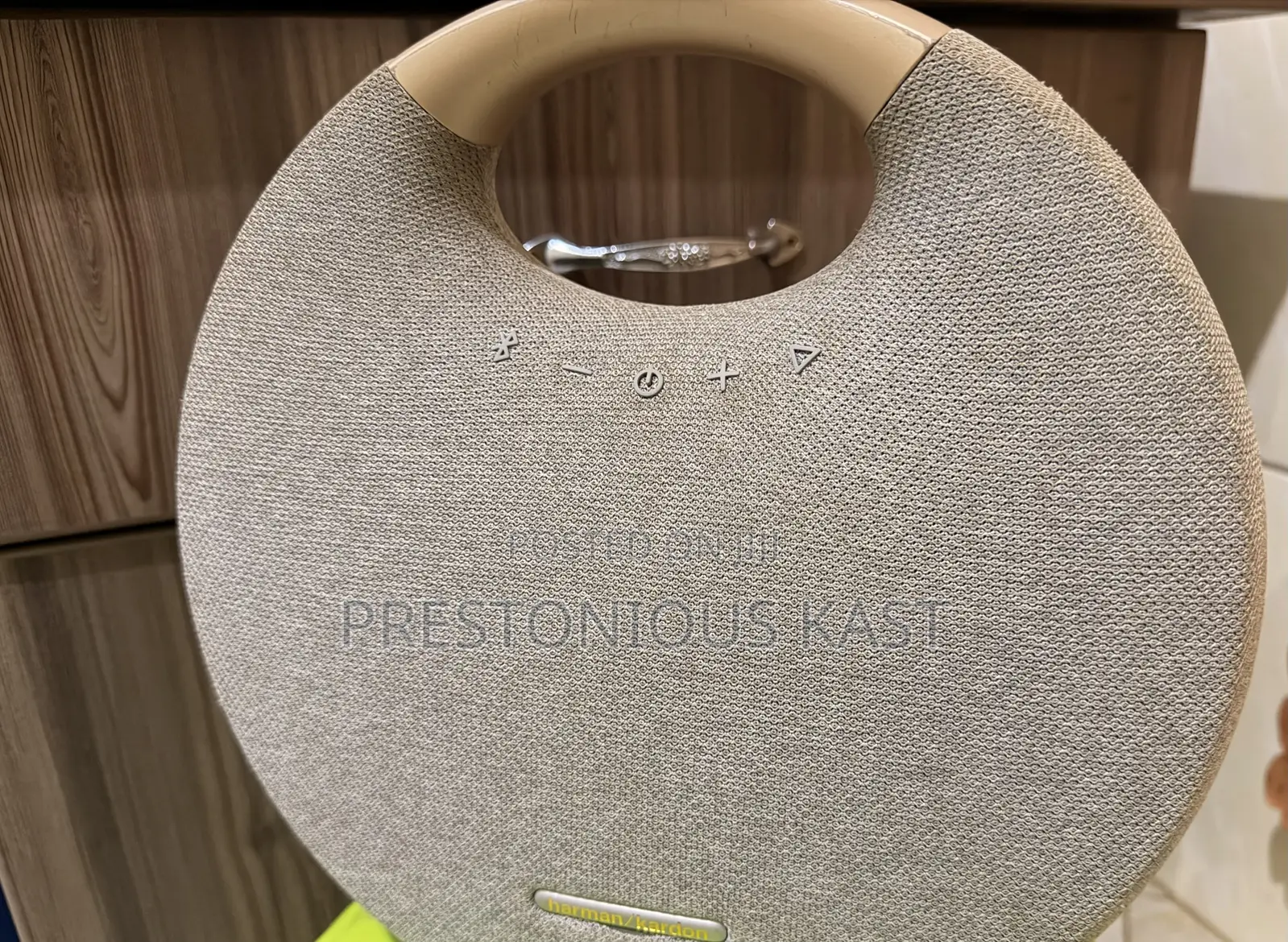 Harman Kardon Onyx Studio 6