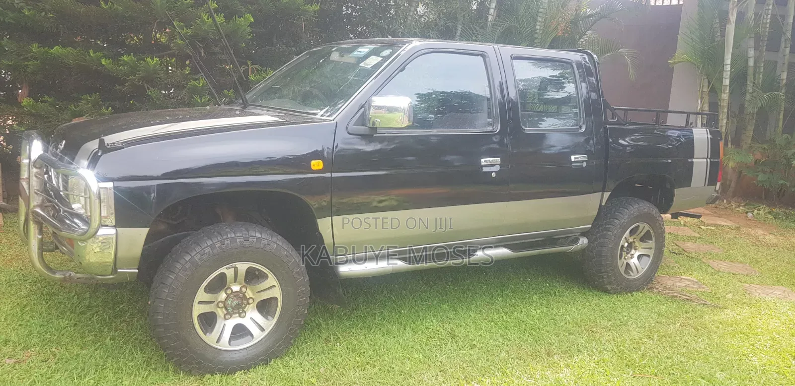 Nissan DoubleCab 1998 Black