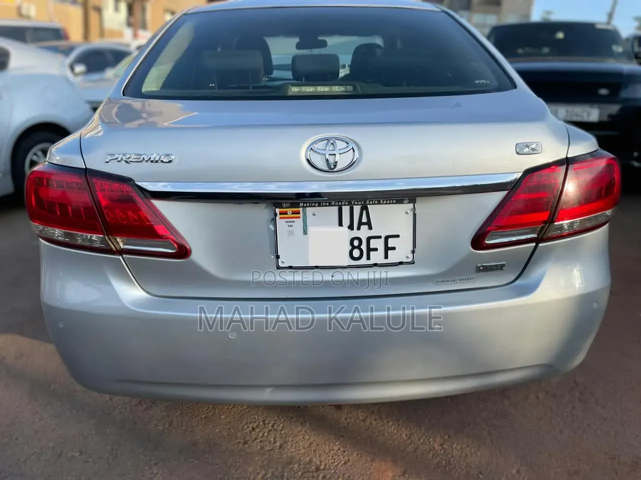 Toyota Premio 2017 Silver