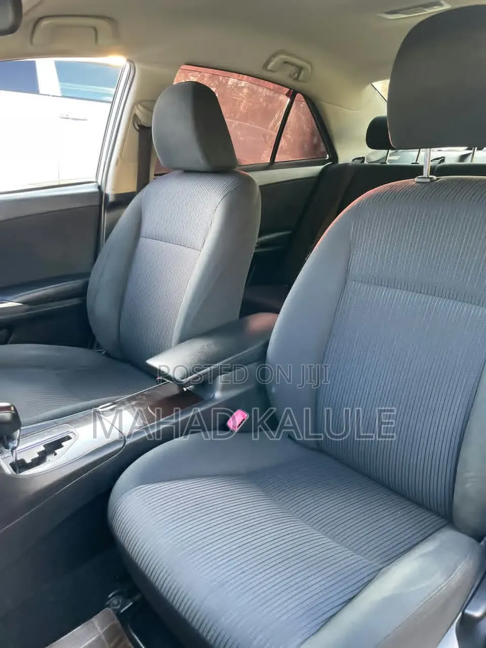 Toyota Premio 2017 Silver