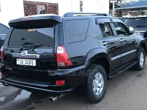 Toyota Hilux Surf 2009 Black