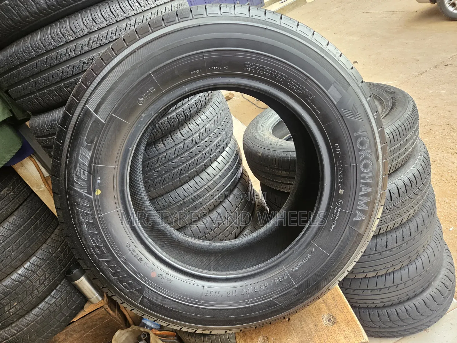 235 65 R16C Yokohama Bluearth Van Its a Brand New Tire in E Japan Type