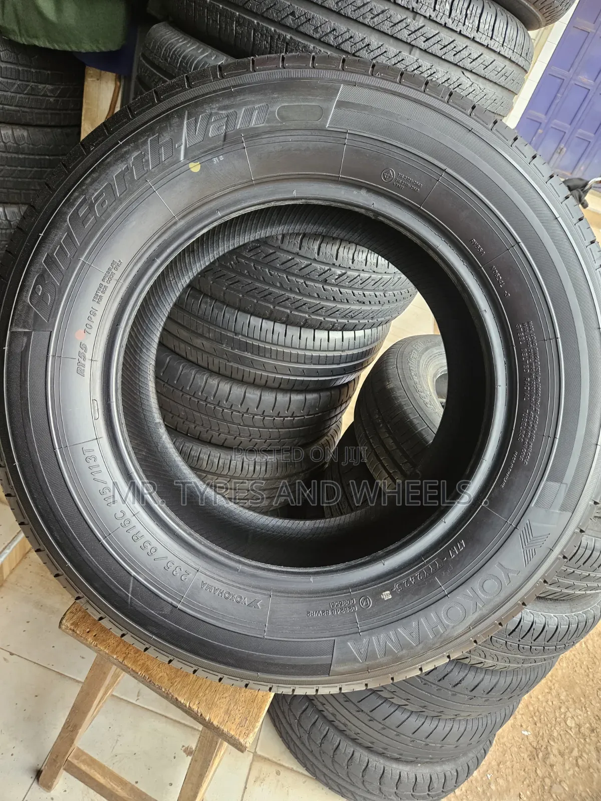235 65 R16C Yokohama Bluearth Van Its a Brand New Tire in E Japan Type