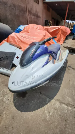 Yamaha WaveRunner GP1300R