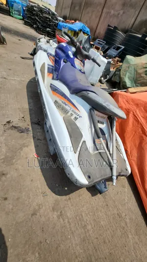 Yamaha WaveRunner GP1300R