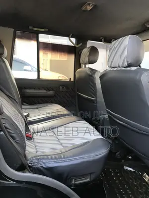 Toyota Land Cruiser 2000 Green