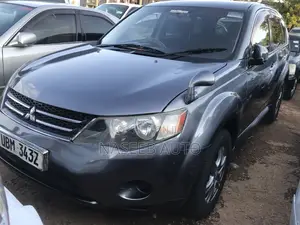 Mitsubishi Outlander 2010 Gray