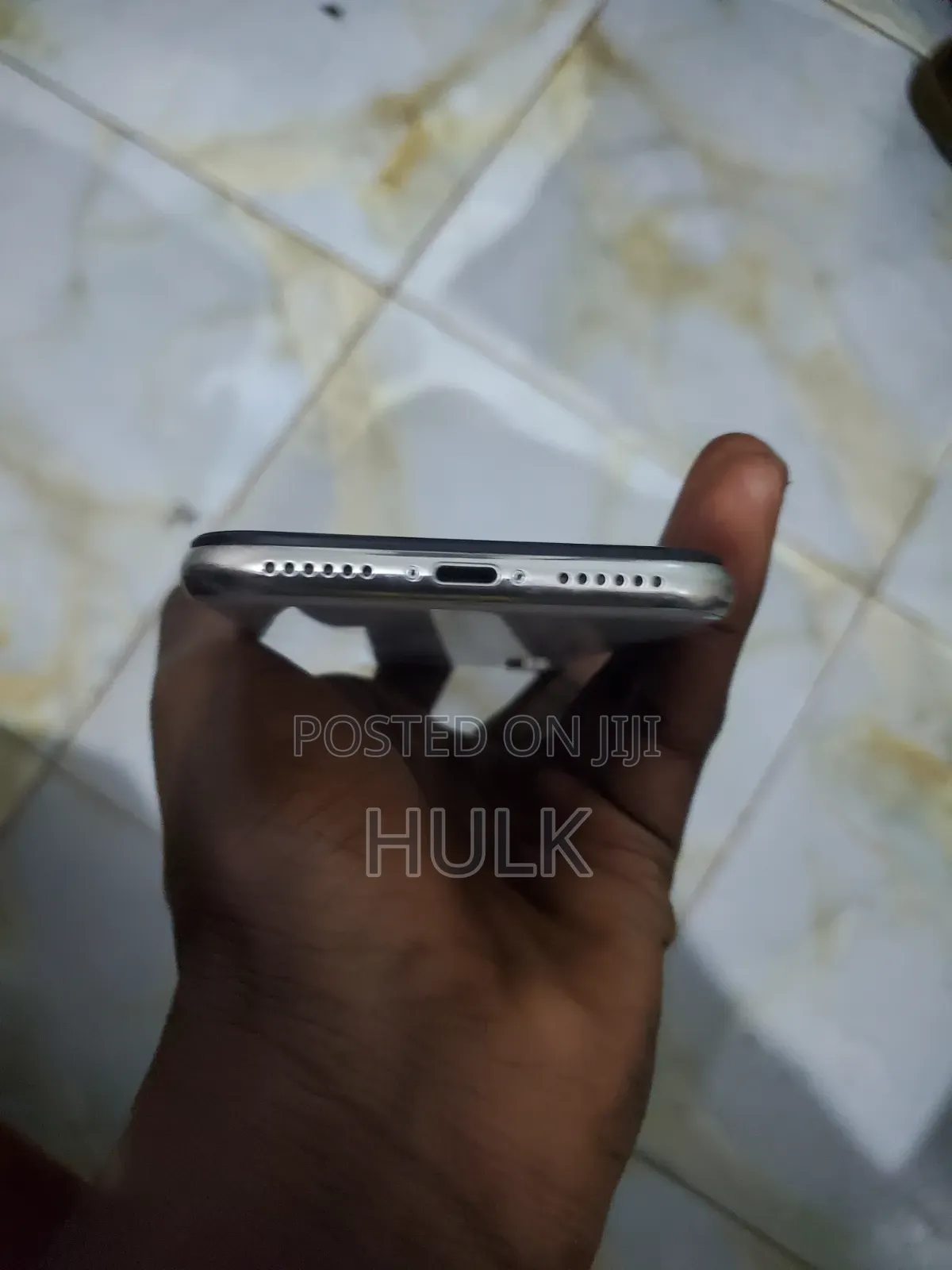 Apple iPhone X 64 GB White