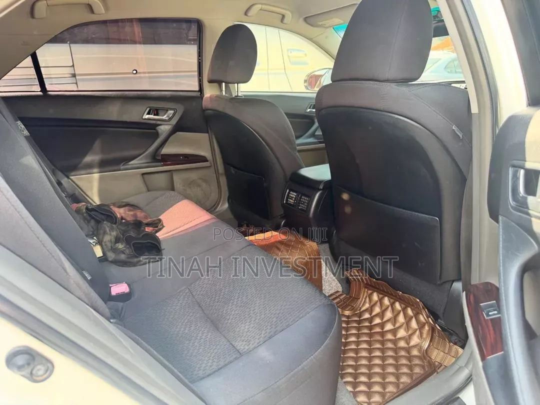 Toyota Mark X 2010 White