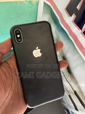 Apple iPhone X 64 GB Black