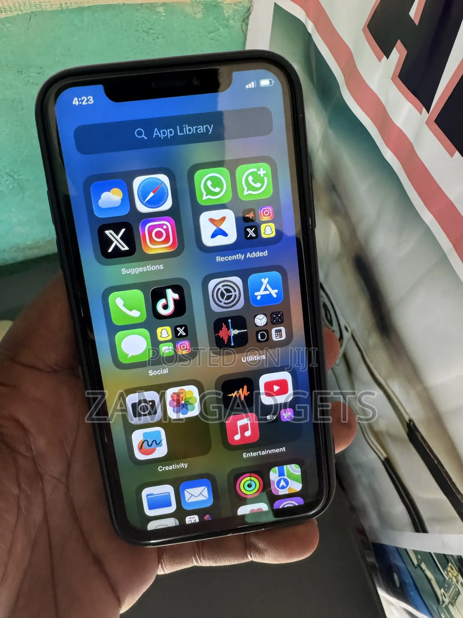 Apple iPhone X 64 GB Black