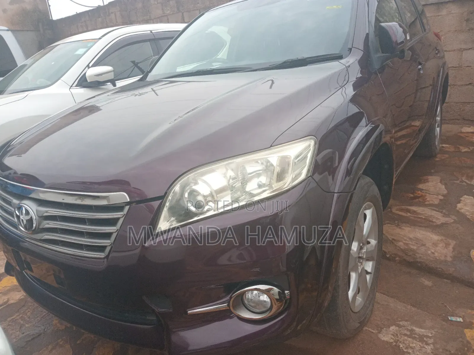 Toyota Vanguard 2013 Maroon