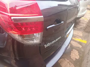 Toyota Vanguard 2013 Maroon