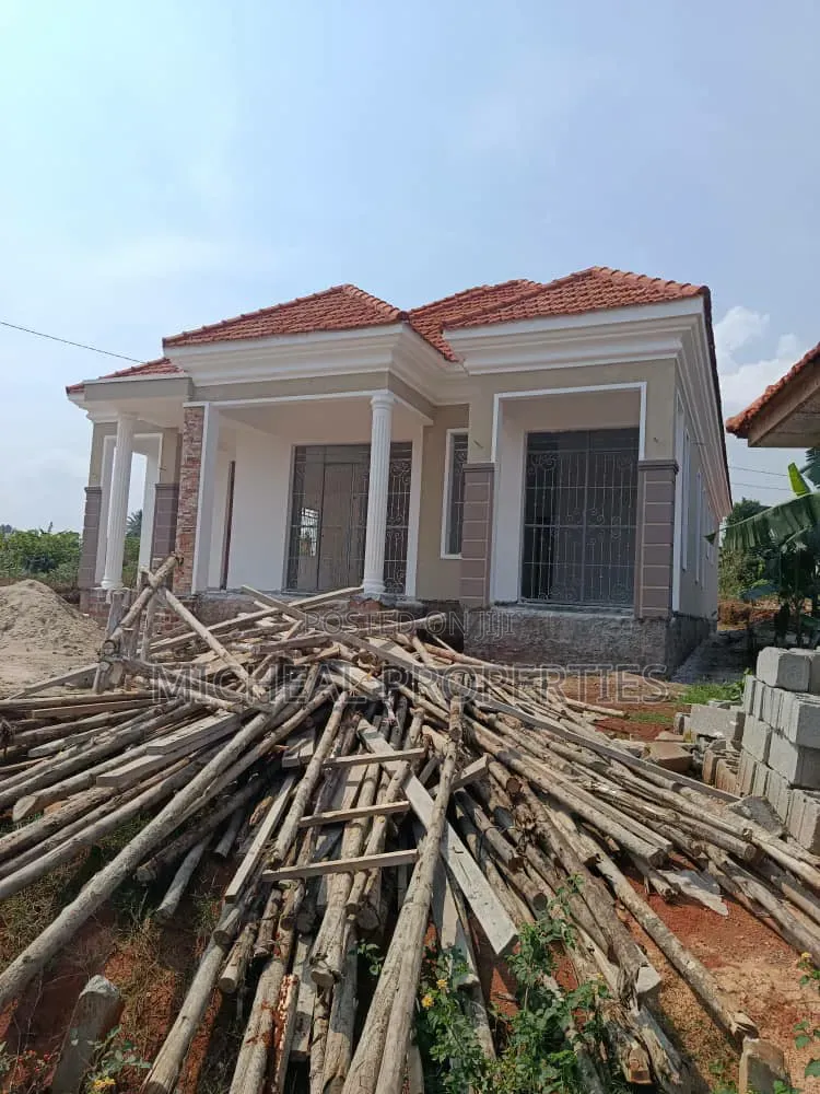 3bdrm House in Nakwero Kira, Kawempe for sale