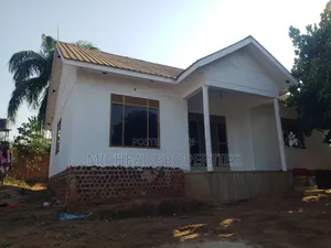3bdrm House in Mpelerwe Kabaga, Kawempe for sale