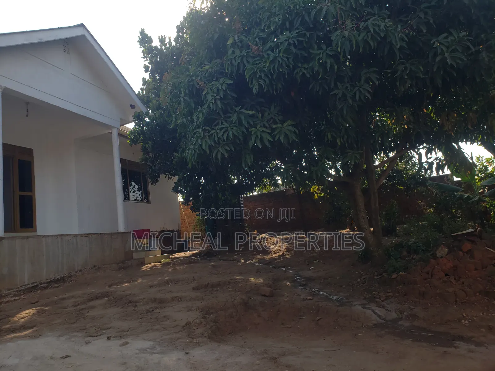 3bdrm House in Mpelerwe Kabaga, Kawempe for sale