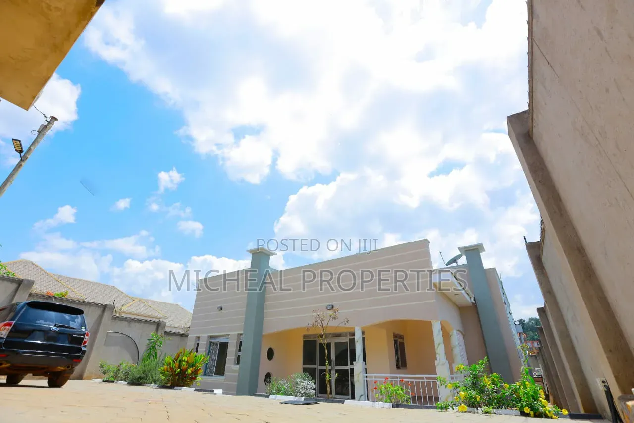 3bdrm House in Gayaza Kabanyoro, Kawempe for sale