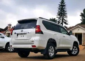 Toyota Land Cruiser Prado 2018 White