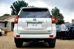Toyota Land Cruiser Prado 2018 White