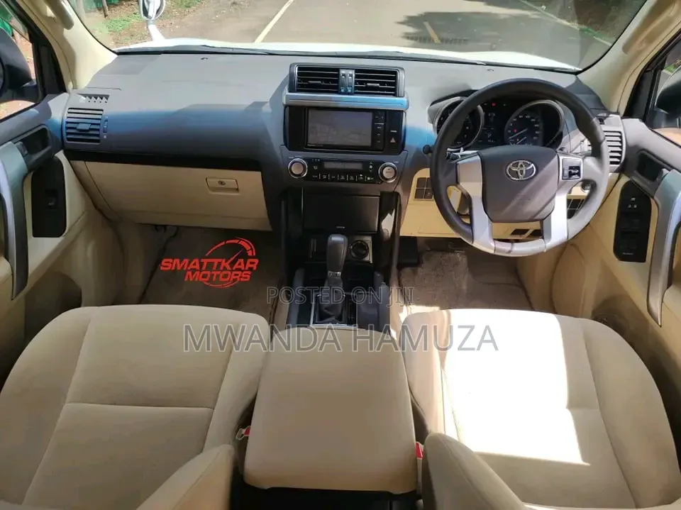 Toyota Land Cruiser Prado 2018 White