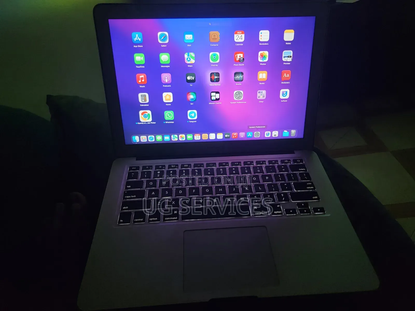 Laptop Apple MacBook Air 2015 8GB Intel Core i5 SSHD (Hybrid) 128GB
