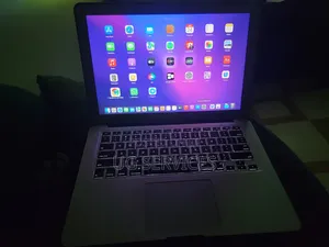 Laptop Apple MacBook Air 2015 8GB Intel Core i5 SSHD (Hybrid) 128GB