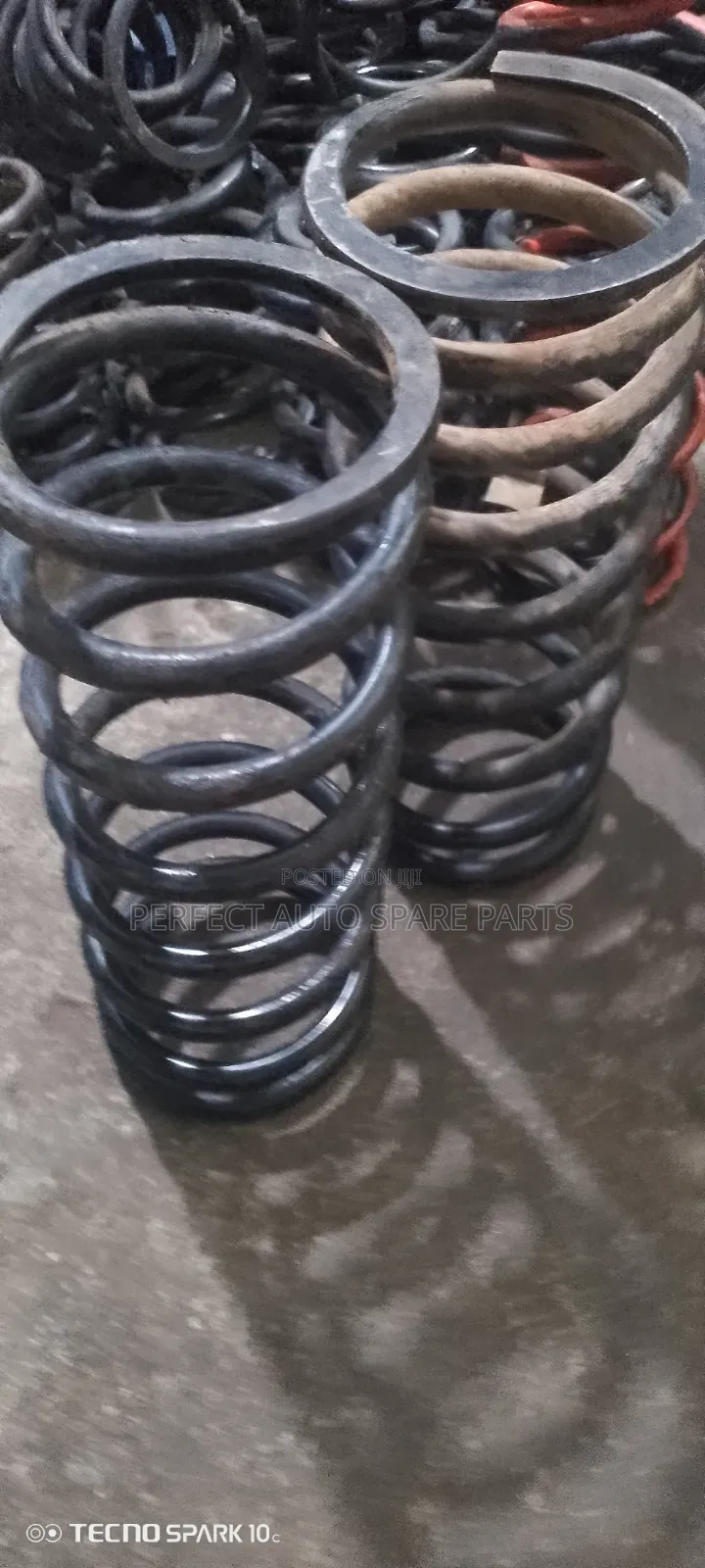 Coil Springs for Nissan Toyota Available in Stock Original Japan