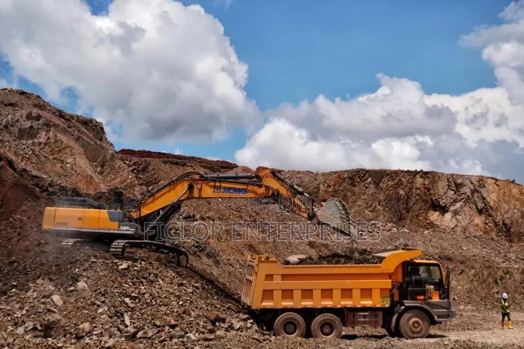 Excavator for Hire in Uganda/Excavator Rental Services