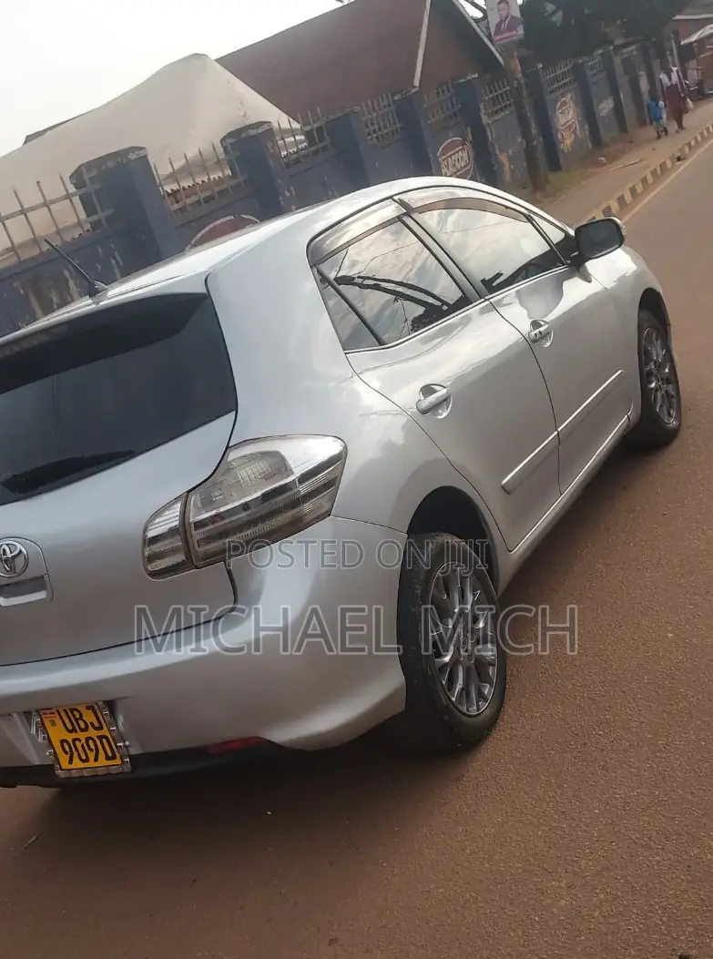 Toyota Blade 2007 Silver