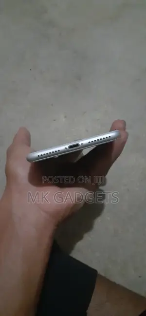 Apple iPhone 7 Plus 128 GB Silver
